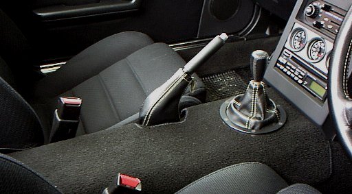 1999�N5���B�e