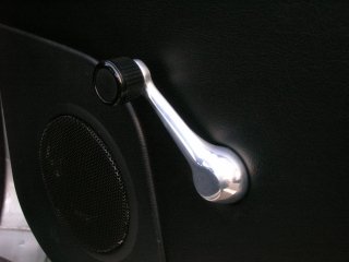 �E�B���h�E���M�����[�^�n���h��