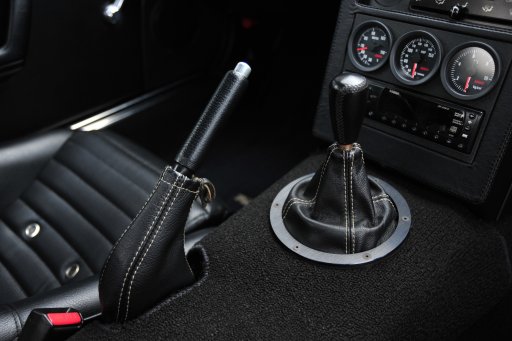 2012�N3���B�e