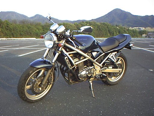 SUZUKI Bandit 400