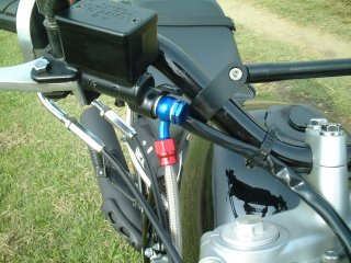 ���i�A�A�[���Y�t�B�b�e�B���O