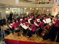 2002.5.3 港南台バーズ「大港南台祭」出演 演奏風景