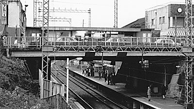 ⑨ 土師ノ里跨線橋(西より)