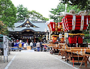 ⑮ 秋祭の境内の様子(東より)