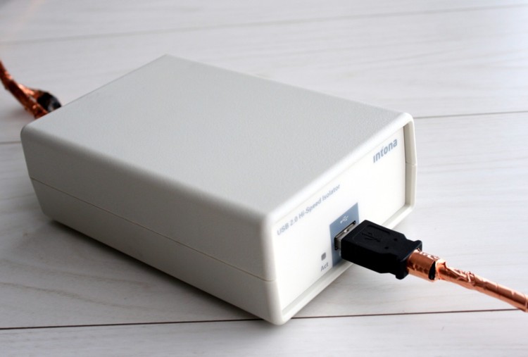 Intona USB Isolator