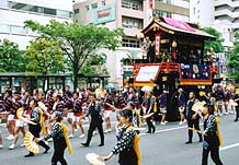 qRg