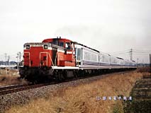 ���q���񂪑҂��L�֌������u���[�����C�i�[�v�̉�