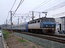 EF200-7が牽く東京メトロ10000系甲種輸送