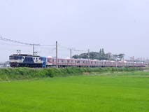 稲沢からつくばTX2000系甲種を引き継いだEF641010。