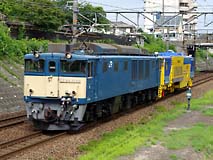 マルタイを牽いて碧海エリアにやってきたEF641048(愛)9878レ
