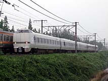 今回はしらさぎ用683系が使用された富士宮−北陸方面の団臨