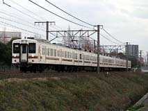 交番検査を受けるため大垣へ回送される119系。時には5連に!
