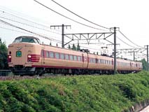 381系4連の特急「伊那路82号」
