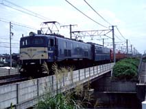 新製されたキハ40系気動車を回送する124号機