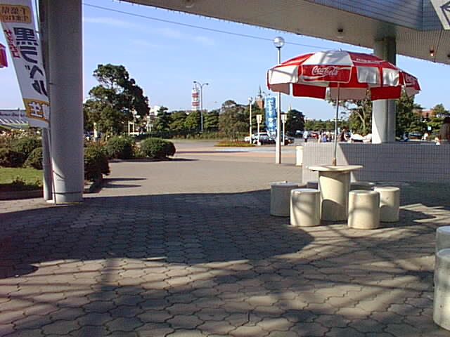 $B!V2F$N8a8e!W(J(color photograph) 