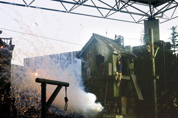THE WILD.WILD.WILD WEST STUNT SHOW 1