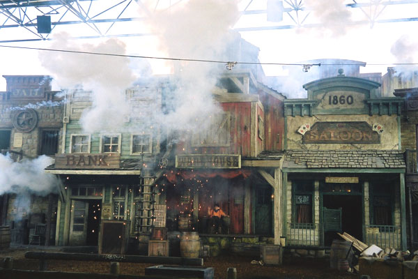 THE WILD.WILD.WILD WEST STUNT SHOW 4