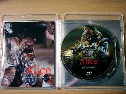 Alice [DVD + Blu-ray]2