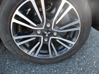 純正のPOTENZA RE050A