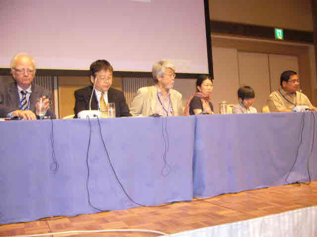 Side_Event_Oct_8_Panel.jpg(31367 byte)