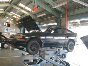 ディーラーにて。