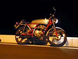 �X���̉��ŁB