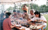 �o�[�x�L���[