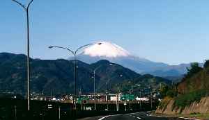 �x�m�R���z���āB