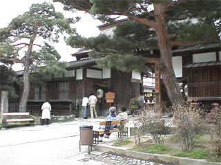 TAKAYAMA4