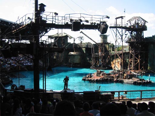 WATER WORLD