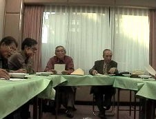 会議中の写真1