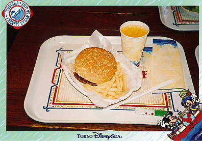 Photo: Deluxe Burger Set, Tokyo DisneySea