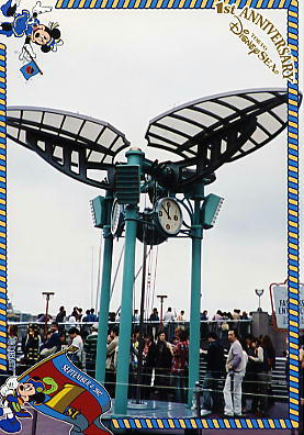 Photo: Bench in Port Discovery, Tokyo DisneySea