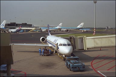Photo: Flight Number UK157, Amsterdam Airport Schiphol