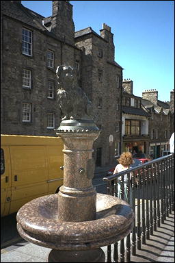 Photo: Greyfriars Bobby Statue 1