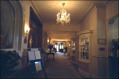 Photo: Interior, Old Swan Hotel