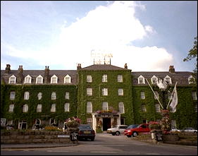 Photo: Exterior, Old Swan Hotel