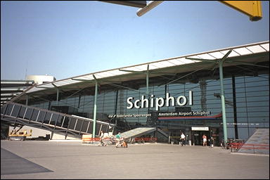 Photo: Schiphol Plaza, Amsterdam Airport Schiphol