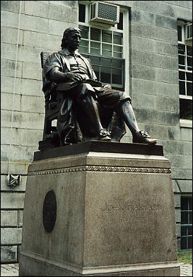 Photo: John Harvard Statue, Harvard University