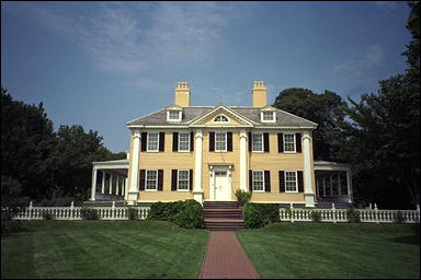 Photo: Longfellow House