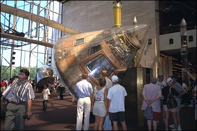 アポロ11号の司令船／国立航空宇宙博物館