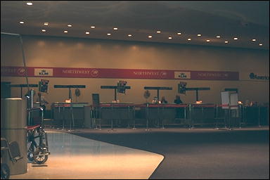 Photo: Northwest Airlines Check-in Counter, Ronald Reagan Washington National Airport