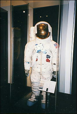 Photo: Apollo Space Suit, National Air and Space Museum
