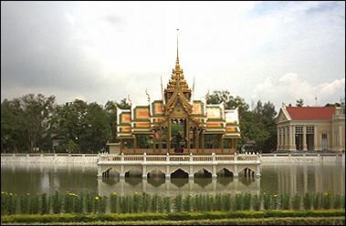 Photo: Phra Thinang Aisawan Thippa-at, Bang Pa-In Summer Palace