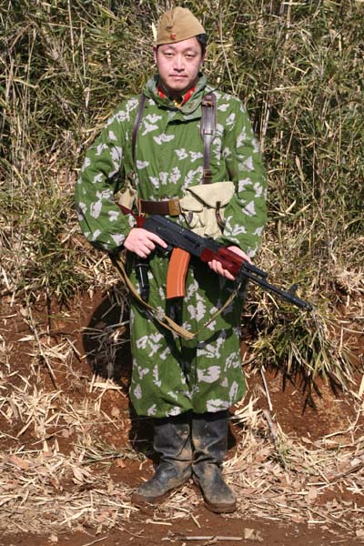 ソ連軍ロシア軍　実物　KLMK迷彩服 ベリョーズカ白樺迷彩　Lサイズ　上下セット ソ連軍ロシア軍 実物 KLMK迷彩服 ベリョーズカ白樺迷彩 Lサイズ