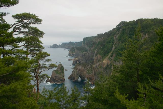 北山崎の断崖
