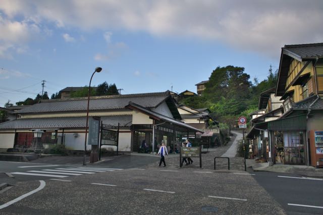 馬籠宿下
