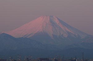 6:50の朝日の当たった富士山