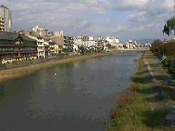 kamogawa01.jpg