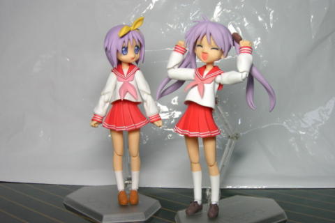 かがみの顔がちょっと元気良すぎ
